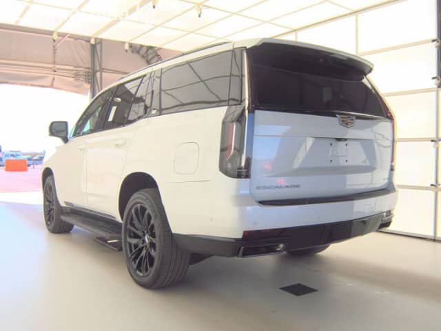 Cadillac Escalade V ESV 3.0d AT 4WD