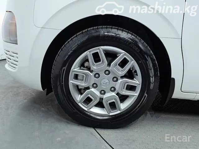 Hyundai Staria 2.2d AT