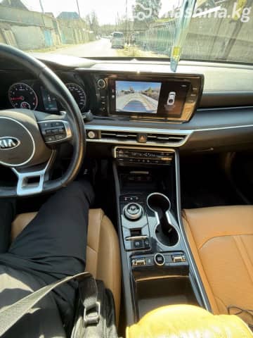 Kia K5 III 1.6 AT