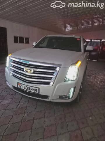 Cadillac Escalade IV 6.2 AT 4WD