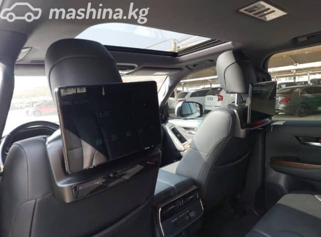 Toyota Land Cruiser 300 Series 4.0 AT 4WD