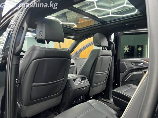 Cadillac Escalade V ESV 6.2 AT 4WD