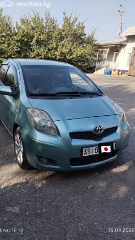 Toyota Yaris II Рестайлинг 1.3 AT