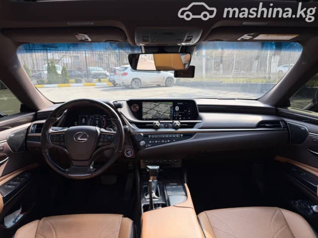 Lexus ES VII Рестайлинг 300h 2.5hyb CVT