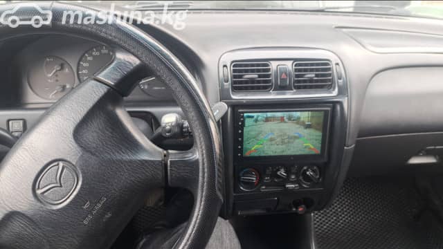 Mazda 626 V (GF) 1.8 MT