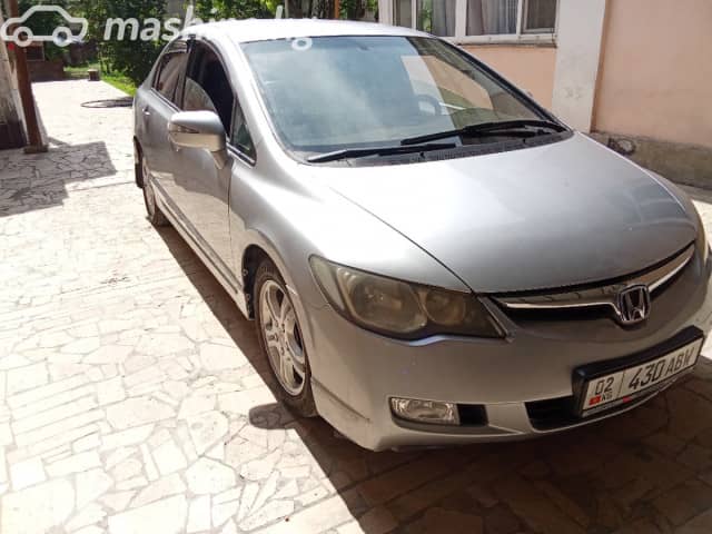 Honda Civic VIII 1.8 AT