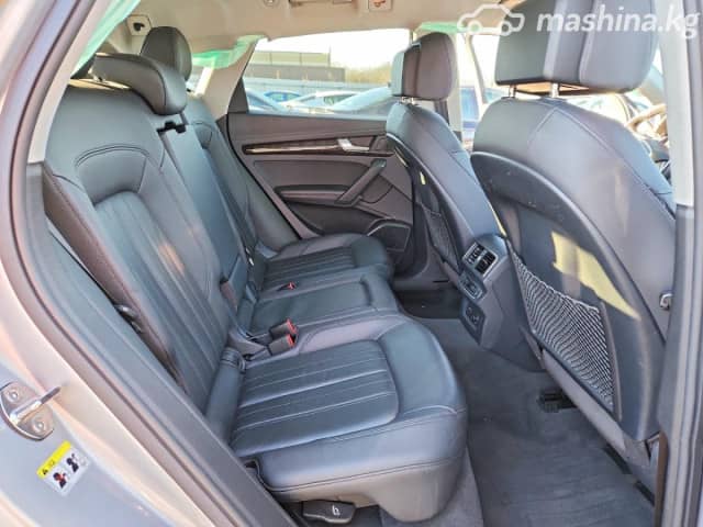 Audi Q5 II (FY) 45 TFSI 2.0 AMT 4WD