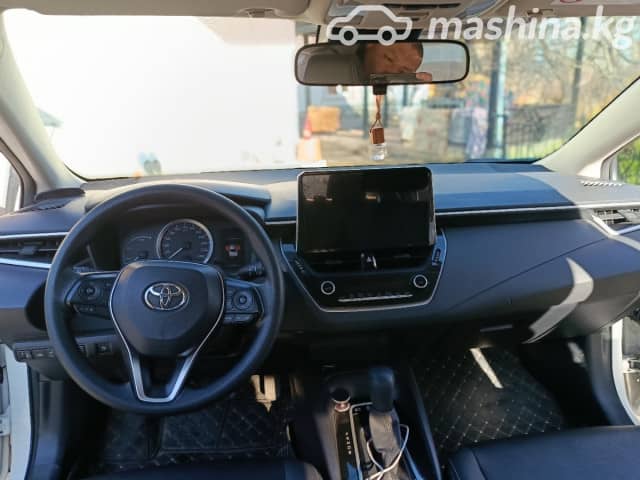 Toyota Corolla XI (E160, E170, E180) Рестайлинг 1 1.8hyb CVT