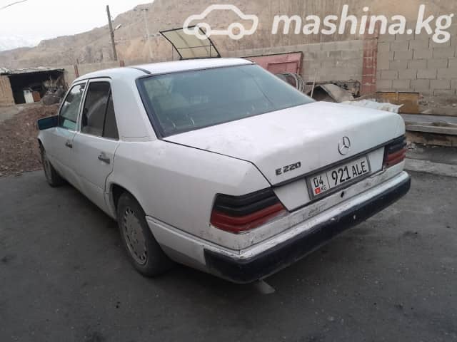 Mercedes-Benz W124 250 2.5d MT
