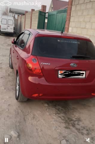 Kia Ceed I 2.0 MT