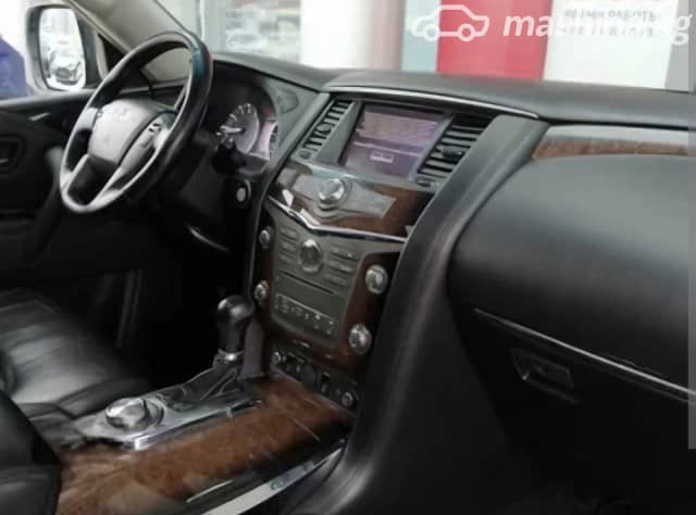 Infiniti QX56 III QX56 5.6 AT 4WD