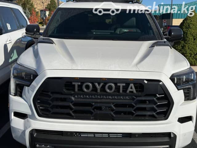 Toyota Sequoia III 3.5hyb AT 4WD
