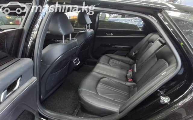 Kia K5 III Рестайлинг 2.0hyb AT