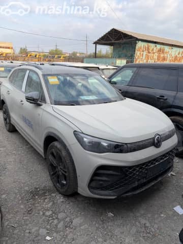 Volkswagen Tiguan III (China Market) 2.0 AMT 4WD