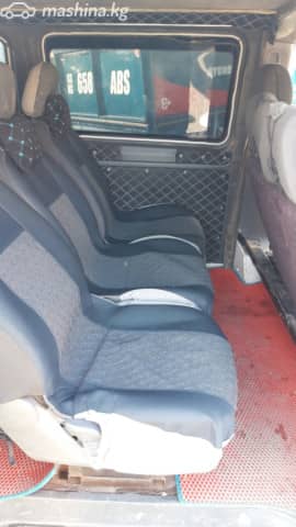 Mercedes-Benz Vito II (W639) 109 CDI L3 2.2d MT