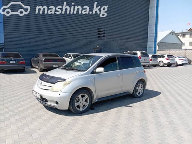 Toyota Ist I 1.3 AT