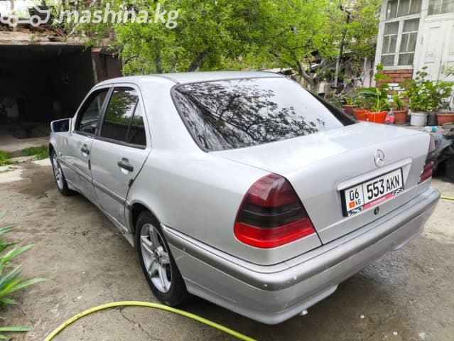 Mercedes-Benz C-Класс I (W202) Рестайлинг 180 1.8 MT