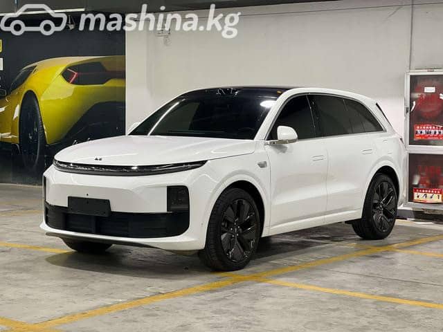 LiXiang L6 1.5hyb AT 4WD
