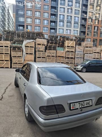 Mercedes-Benz E-Класс II (W210, S210) 280 2.8 MT