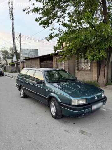 Volkswagen Passat B3 1.8 MT