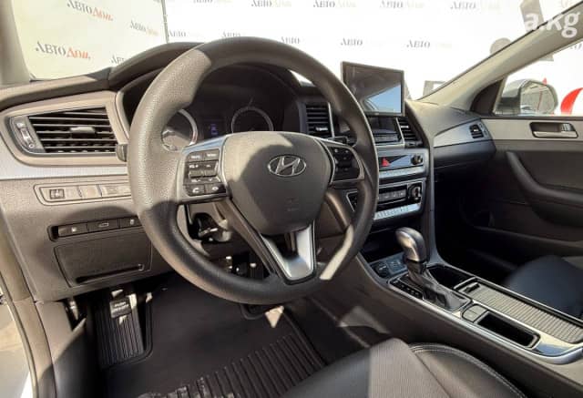 Hyundai Sonata VII (LF) Рестайлинг 2.0 AT
