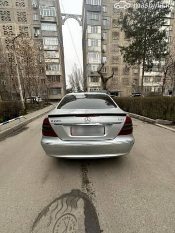 Mercedes-Benz E-Класс III (W211, S211) Рестайлинг 200 2.2d MT