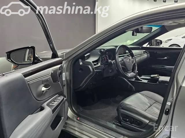 Lexus ES VII Рестайлинг 300h 2.5hyb CVT