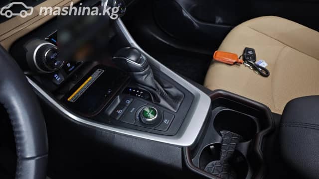 Toyota RAV4 V (XA50) 2.5hyb CVT 4WD