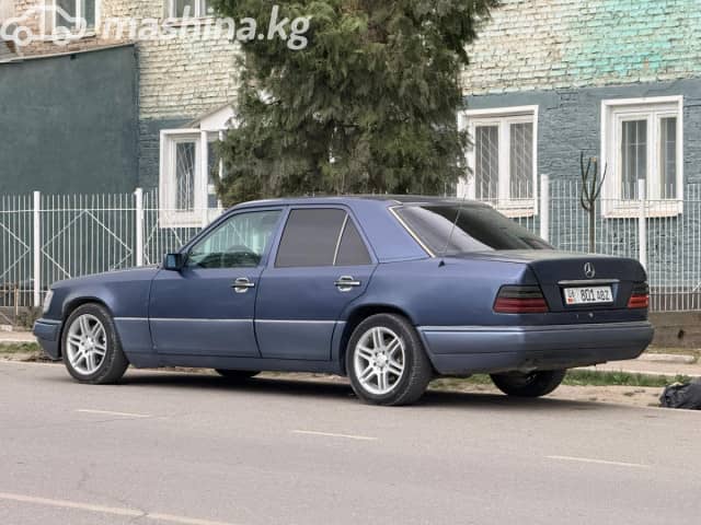 Mercedes-Benz E-Класс I (W124) 200 2.0 MT