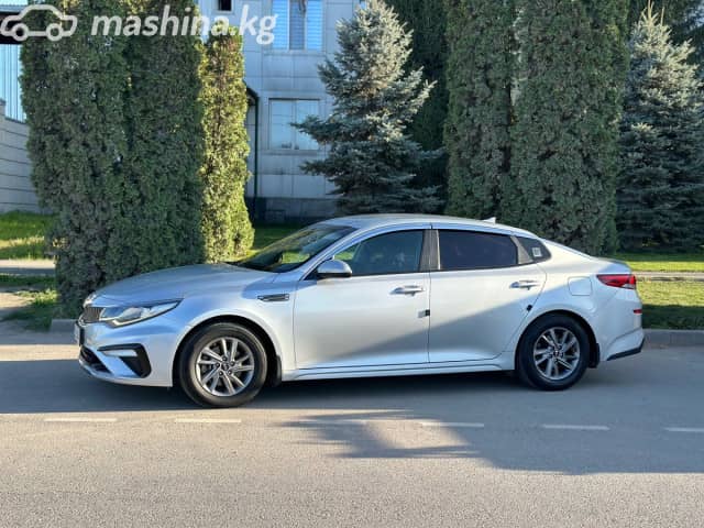 Kia K5 II 2.0 AT