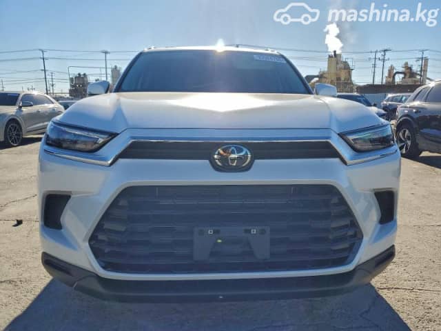 Toyota Grand Highlander 2.5hyb CVT
