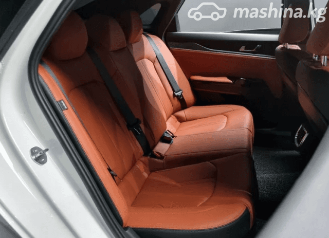 Kia K5 III Рестайлинг 2.0hyb AT