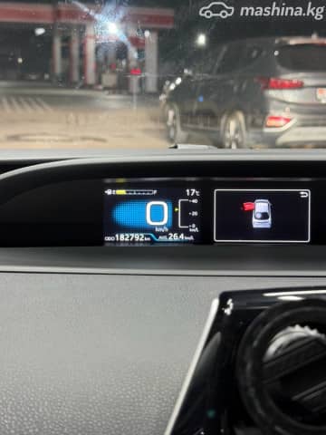 Toyota Prius IV (XW50) 1.8hyb CVT