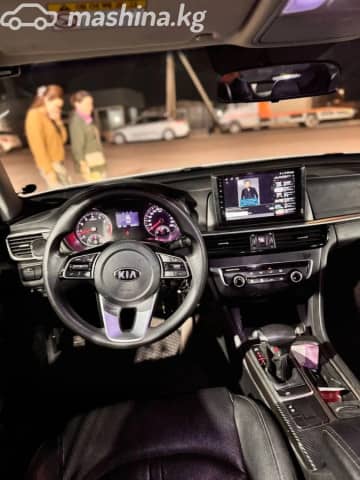 Kia K5 II 2.0 AT