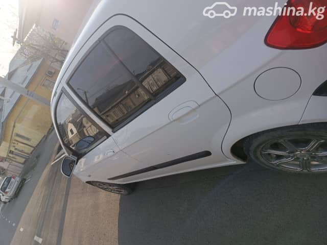 Hyundai Getz I Рестайлинг 1.4 MT