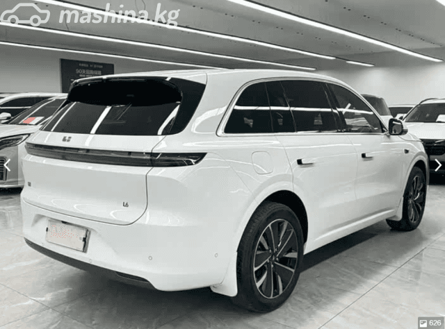 LiXiang L6 1.5hyb AT 4WD