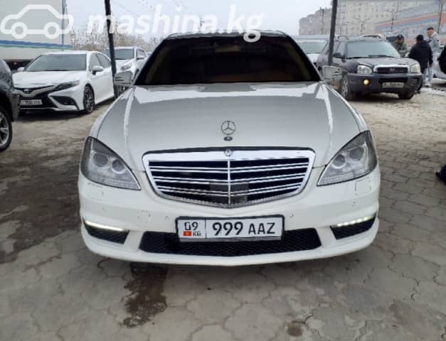 Mercedes-Benz S-Класс V (W221) 550 5.5 AT 4WD