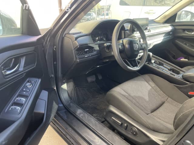 Honda Accord XI 1.5 CVT