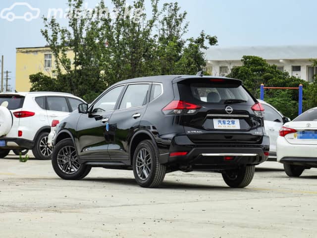 Nissan X-Trail IV 1.5 CVT