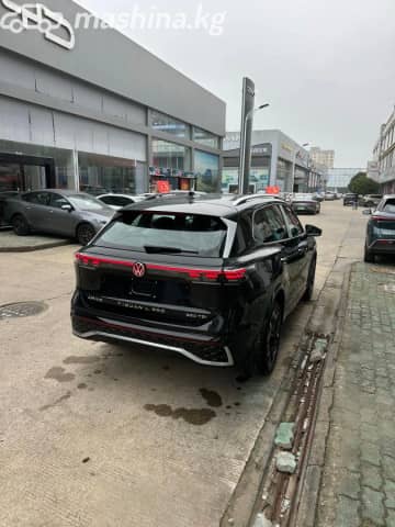 Volkswagen Tiguan III (China Market) 2.0 AMT 4WD