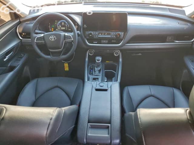 Toyota Grand Highlander 2.5hyb CVT
