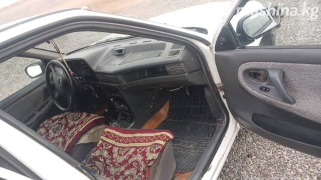 Daewoo Nexia I 1.5 MT