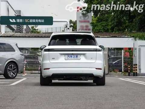 LiXiang L7 Рестайлинг 1.5hyb AT 4WD