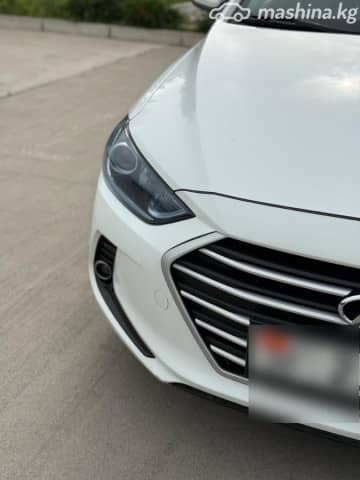 Hyundai Avante VI 1.6 AT