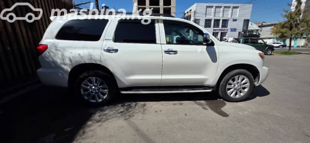 Toyota Sequoia II 5.7 AT 4WD