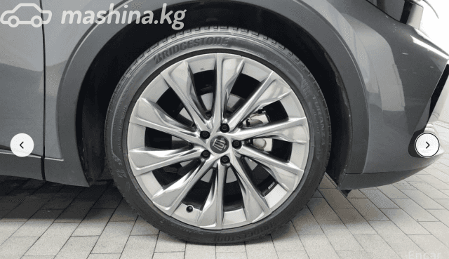 Toyota Crown XVI (S230) 2.5hyb CVT 4WD