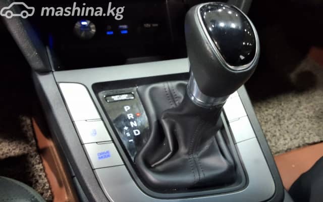 Hyundai Avante VI Рестайлинг 1.6 CVT