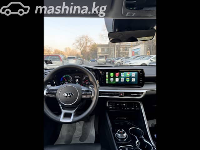 Kia K5 III 2.0hyb AT