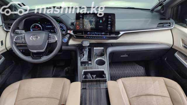 Toyota Sienna IV 2.5hyb AT