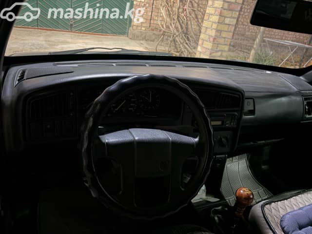 Volkswagen Passat B3 1.8 MT